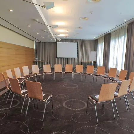 Radisson Blu 4* Hanóver