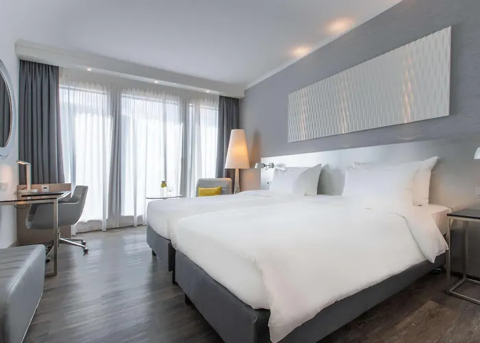 Отель Radisson Blu 4*