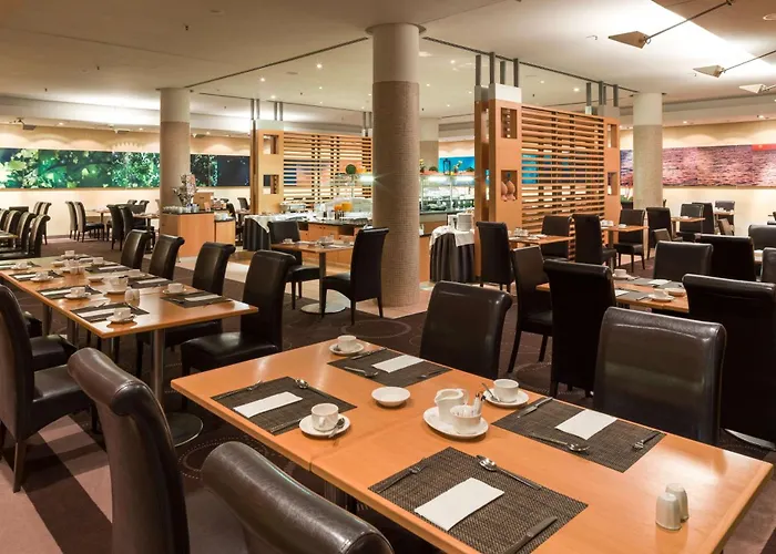 Отель Radisson Blu 4*