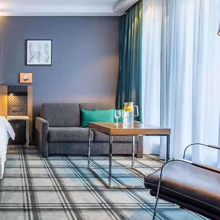 Radisson Blu Hotel 4*